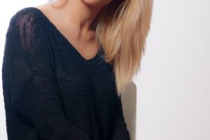 Trucuri esenţiale care îţi menţin părul frumos şi sănătos, pe timpul verii