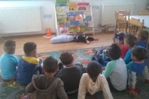 Ultima zi de înscriere în programul „Poveşti sub lupă”