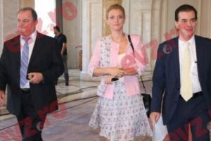 Foştii preşedinţi ai PNL se întâlnesc la Senat! „Nu poţi să schimbi istoria”