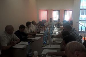 Viceprimarul comunei Mitocu Dragomirnei a fost schimbat din funcţie