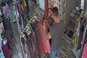 VIDEO Metodă ingenioasă de furat haine din magazin