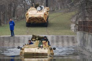 DÂMBOVIȚA: Poliţia Economică s-a autosesizat după declaraţiile despre producţia ilegală de armament