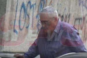 Horia Moculescu, chinuit de boală, abia se mai ţine pe picioare. VIDEO în articol