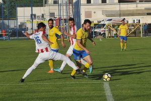 Fotbal/ Liga a II-a: Înfrângere la debut