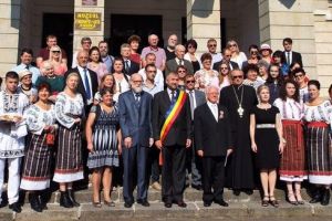 Simpozionul „Dimitrie Ghika” a adus în Comăneşti spiritul dezbaterilor academice