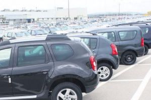 IRONII DURE la adresa noului model Dacia Duster! Un prezentator britanic provoacă MULTĂ REVOLTĂ: „Produs în România cu piese de care NU MAI ERA NEVOIE” 