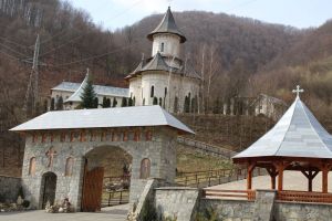 Biserica Ortodoxă se apleacă tot mai mult spre latura socială. Proiectul Mănăstirii Rebra-Parva