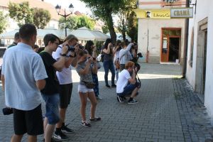 De ce să folosim în continuare aparate foto când avem telefoane. Lecţia unui profesionist