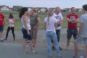 Ce au păţit după ce au cumpărat o casă într-un cartier rezidenţial