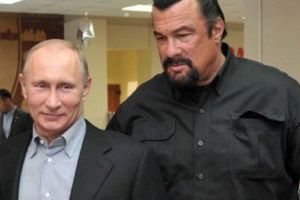 Călătorie cu surprize a lui Steven Segal la Moscova. Reacţia imediată a celebrului actor american