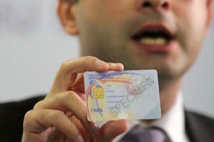 Cardurile naţionale de sănătate sunt valabile încă 7 ani