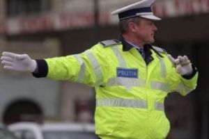 Situaţia TRAFICULUI pe drumurile naţionale şi în BUCUREȘTI. Se circulă cu DIFICULTATE pe mai multe DRUMURI NAȚIONALE