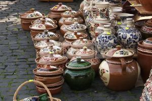 Zeci de meşteşugari, la Zilele Municipiului Miercurea Ciuc, cu poveşti despre tradiţii şi produse realizate cu suflet