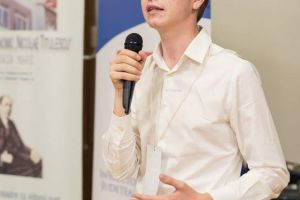 Un elev al Colegiului „Mihai Eminescu” a fost ales vicepreşedinte al Consiliului Naţional ...
