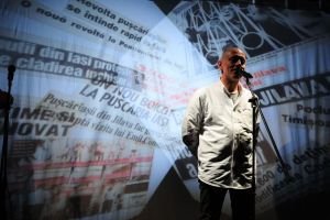 Țuhaus, spectacol de teatru la Centrul Cultural Dacia