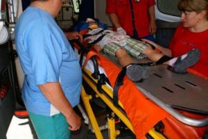 Sătmărean implicat într-un accident, în judeţul Bihor. Doi copii au fost răniţi