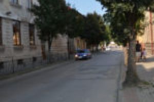 A început campania de asfaltări la Caransebeş. Șoferii sunt rugaţi să folosească rutele ocolitoare