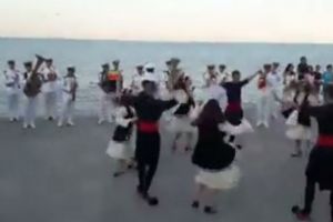 LIVE. Muzica Militara a Fortelor Navale face spectacol pe faleza din fata Comandamentului Flotei din Constanta (video) 