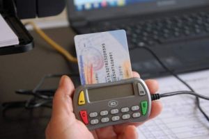 Valabilitatea cardurilor de sănătate a fost prelungită la şapte ani