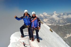 Doi jandarmi din Braşov au cucerit Vârful Matterhorn (Foto)