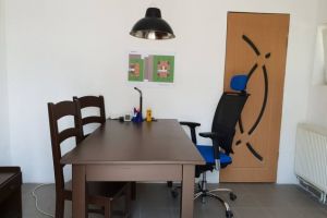 Ai o întâlnire de afaceri şi nu ai birou? Acum poţi să îşi închiriezi unul cu ora!