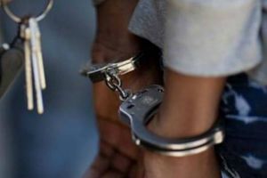 Mica ”Prinţesă a hoţilor” din Alba Iulia a fost reţinută, în sfârşit, de poliţişti – Are zeci de furturi la activ, însă nu a putut fi oprită până la împlinirea vârstei de 14 ani