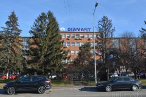 Amendă uriaşă! Patronii nemţi au demolat pe ascuns şi ilegal fabrica Zahărul Oradea