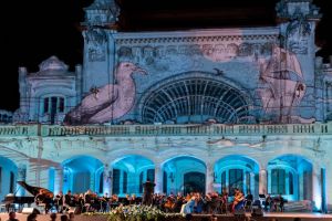 La MINAC poate fi vizitata pana pe 19 august: Expozitia Regina Maria – 100 de ani de inspiratie“ (galerie foto)