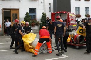 Exercitiu de interventie in caz de incendiu la Primaria Timisoara. 500 de persoane evacuate