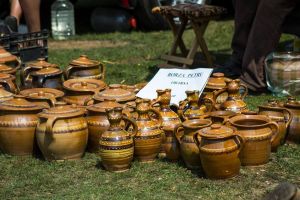 Meşterii populari – o specie pe cale de dispariţie