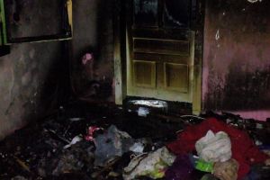 Incendiu la o casă din Comăneşti