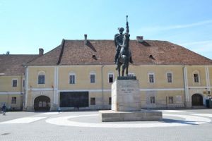Cinci oferte pentru lucrările de restaurare a corpului principal al Palatului Principilor din Alba Iulia