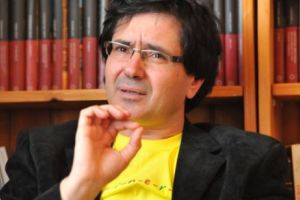 TEOLOGUL Bădiliţă, ACUZAȚII fără perdea: Dăncilă este ”o tembelă” iar Teodorovici o ”pramatie arogantă”!

