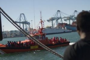 REȚEAUA care aducea în Europa IMIGRANȚI pentru a-i transforma în CERȘETORI