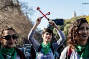 Argentina, REVOLUŢIA femeilor: Dezbatere ISTORICĂ în Senat pentru LEGALIZAREA AVORTULUI