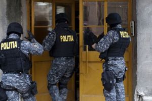 PERCHEZITII de amploare in Prahova, la persoane banuite de evaziune fiscala. Prejudiciu de 3,7 MILIOANE de lei