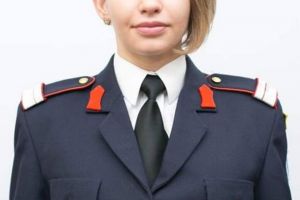 O tânără din Pojorâta, fruntaşă la admiterea la Universitatea Naţională de Apărare ...