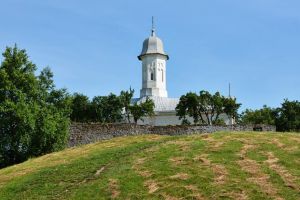 Programul slujbelor rânduite praznicului Adormirii Maicii Domnului, la bisericile şi ...