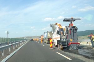 Restricţii pe autostrada Deva – Sibiu. Se fac reparaţii în două zone