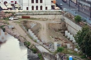 Licitaţia pentru parcarea din str. Independenţei: Șase participanţi, o singură ofertă