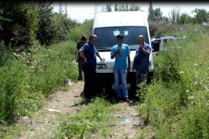 Doua calauze retinute pentru trafic de migranti. Sunt suspectati ca au ajutat au sprijinit 20 de cetateni din Irak, Siria si Iran sa intre ilegal in Romania