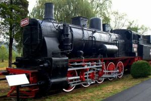 O locomotivă de epocă va fi expusă în faţa Gării Bistriţa