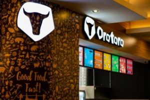 Burgeri delicioşi, la Orotoro, inaugurat în food court la Iulius Mall Cluj (P)