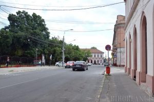 Circulaţia rutieră pe lângă Parcul 1 Decembrie va fi reluată începând de vineri