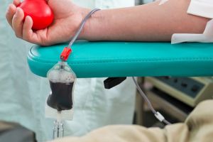 Diferenţa dintre viaţă şi moarte: donarea de sânge