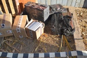 Transport ilegal de ţigări peste graniţă, deturnat de poliţiştii de frontieră suceveni