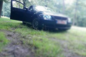 FOTO: Tânăr rănit grav după ce BMW-ul în care se afla s-a răsturnat, în Crasna! Cât a indicat etilotestul în cazul şoferului