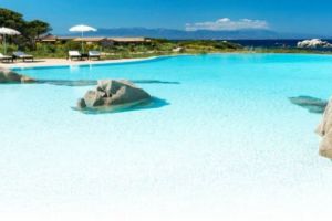 Una dintre cele mai FRUMOASE PLAJE ale lumii în PERICOL de DISPARIȚIE