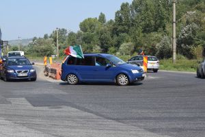 Protestul diasporei: Coloana de manifestanţi a trecut prin Deva