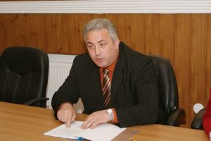 Costel Avram este noul administrator al judeţului Hunedoara